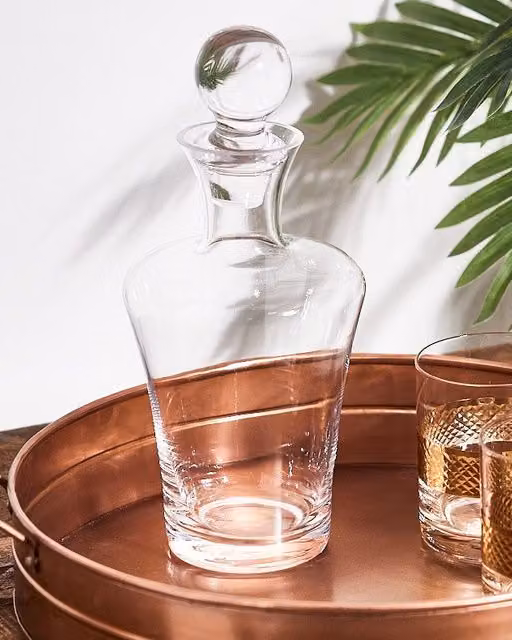 Dibor Lead-Free Fluted Stem Wine Decanter and Aerator with Weighted Stopper Lid, 1 l, Clear