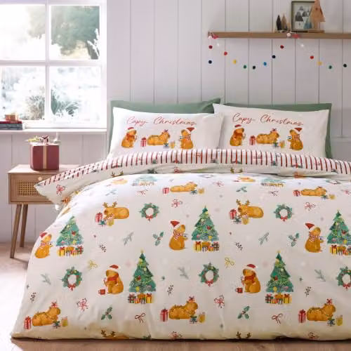 Catherine Lansfield Capybara Christmas Reversible Duvet Cover and Pillowcase Set, Beige, W/D/H: 180 x 200 cm – 1