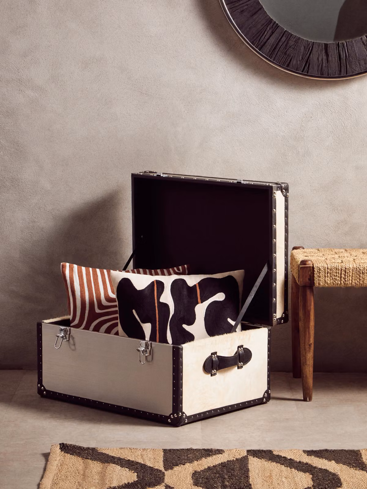 Orsina Bosie Ozella Rust and White Cotton Graphic Square Cushion – 2