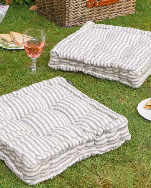 Dibor Set of 2 Grey Striped Outdoor Garden Chair Seat Pad Cushions, W/D/H: 40 x 40 x 40 cm – 1