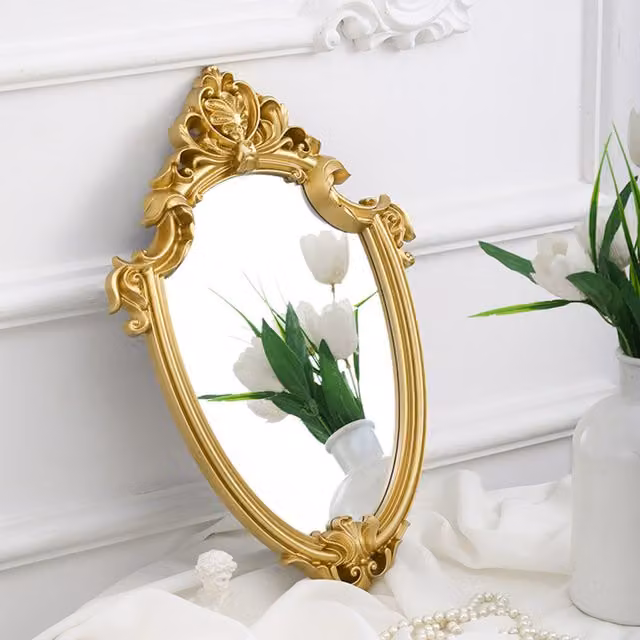 Livingandhome Vintage Oval Gold Embossed Border Wall Mirror