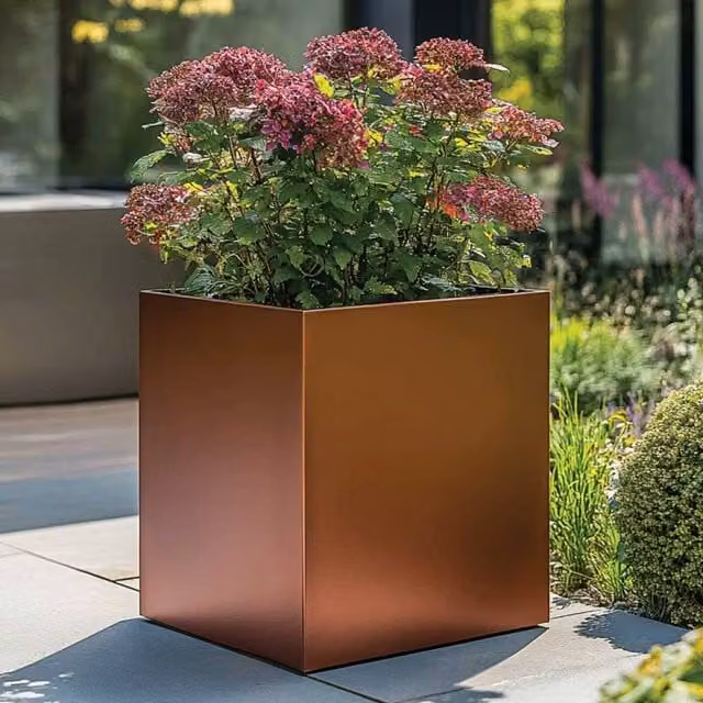 Access Garden Products Square Galvanised Steel Planter Tub in Bronze and Brown, W/D/H: 30 x 30 x 30 cm – 1