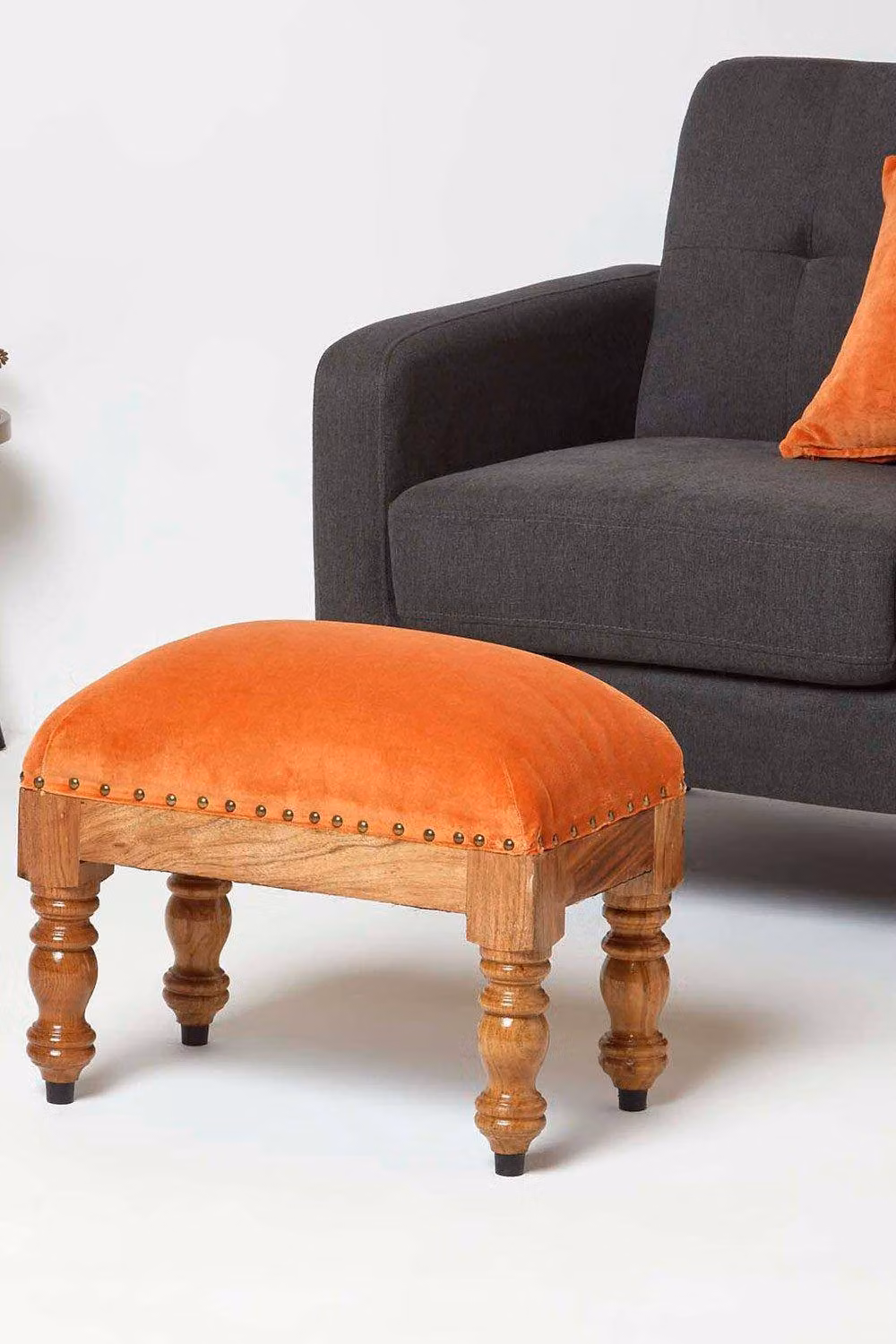 Homescapes Mable Velvet Rectangular Footstool in Orange, W/D/H: 50 x 40 x 40 cm – 2