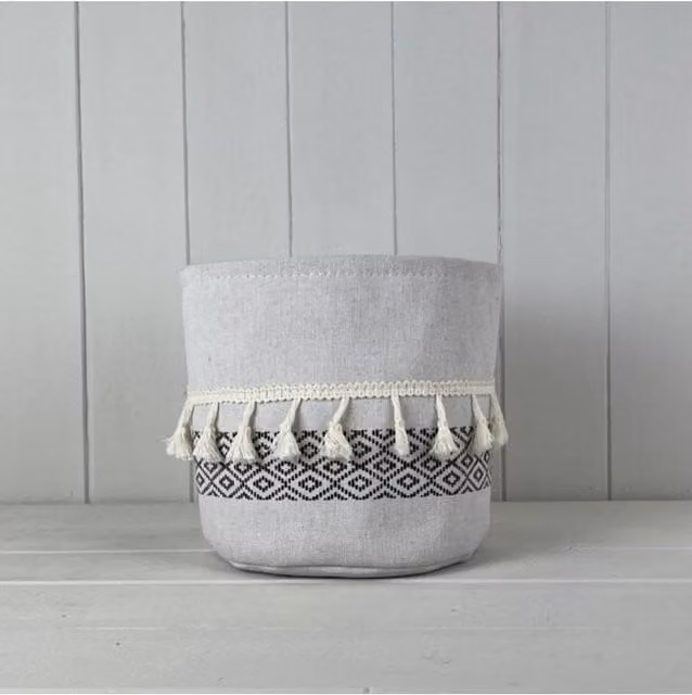 KDMD Large Cylinder Cotton Planter with Tassels in White and Black – 1