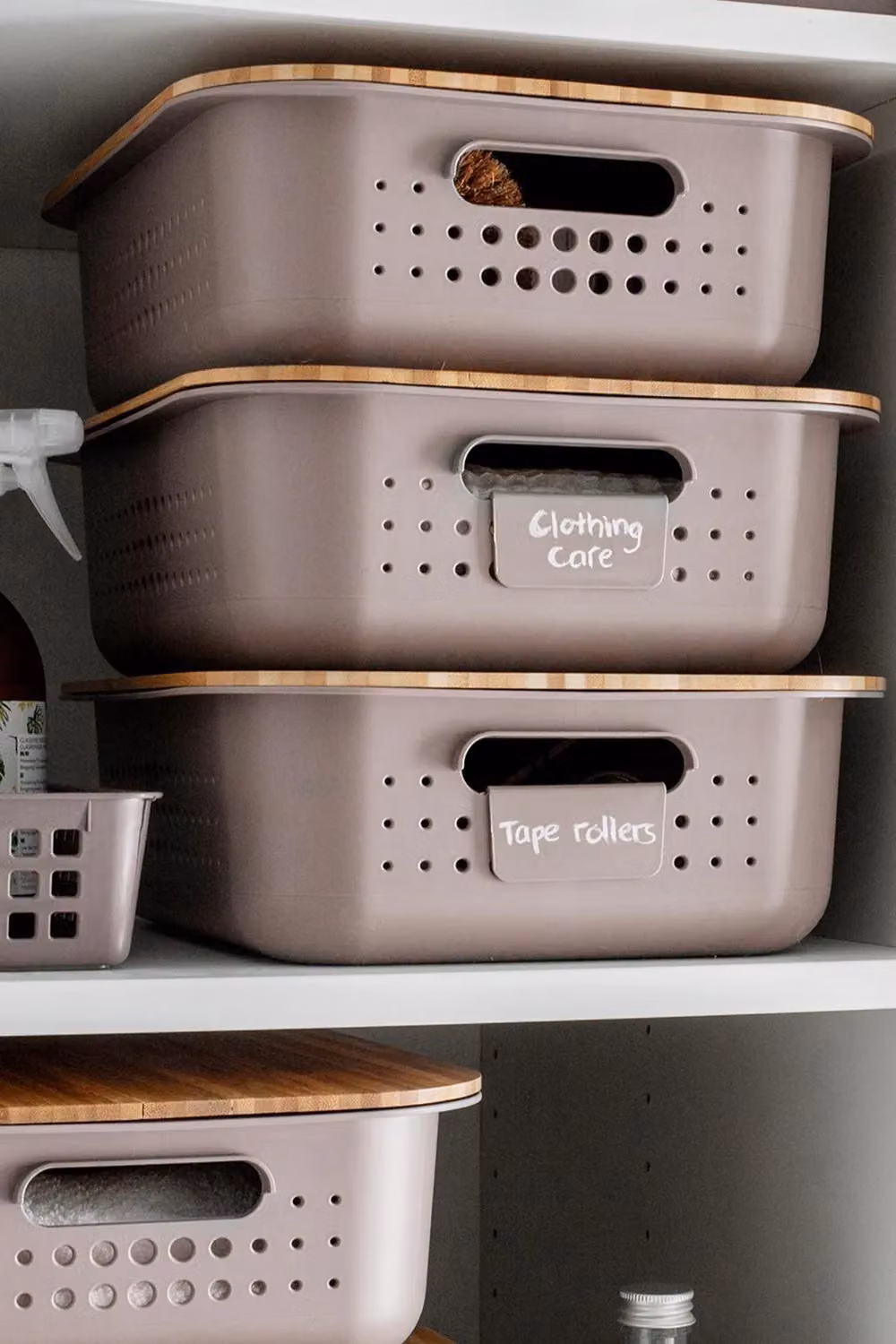 SmartStore Basket Storage Box with Brown Bamboo Lid, Grey, 13L – 2