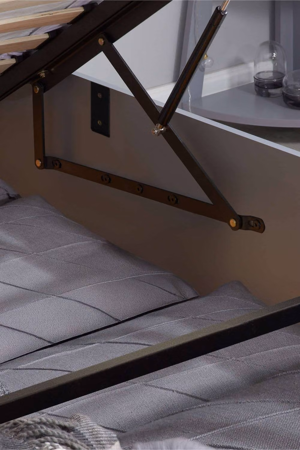 Birlea Phoenix Ottoman Storage Bed Frame in Grey Fabric, W/D/H: 140 x 200 cm – 2