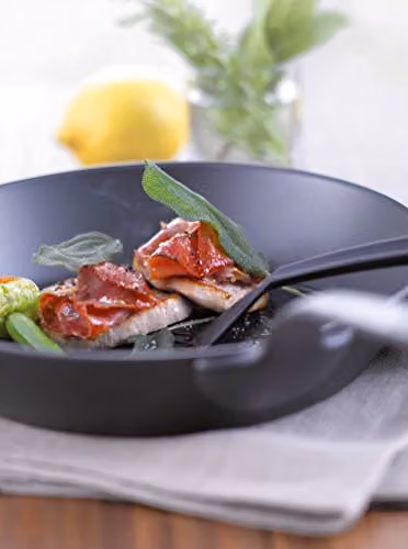 Kuhn Rikon Black Star 3233 Uncoated Cast Iron Frying Pan with Board, Black, Diameter: 19 cm – 4
