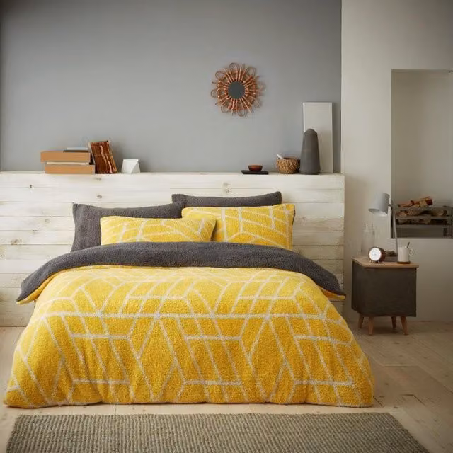 GAVENO CAVAILIA Yellow Teddy Fleece Duvet Cover and Pillowcase Set, W/D/H: 220 x 220 x 180 x 200 cm