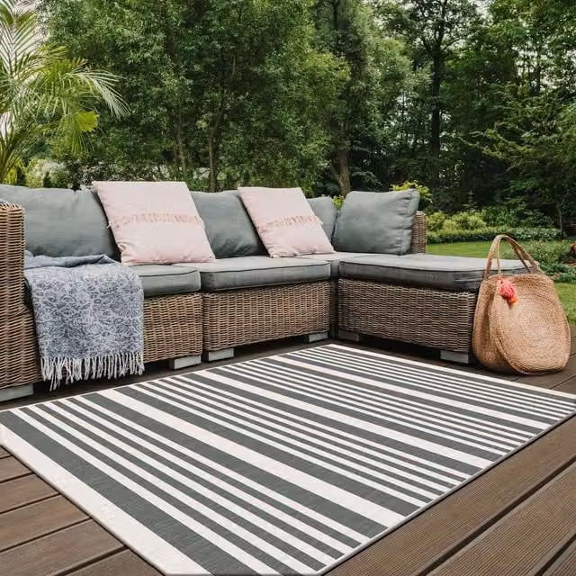 THE RUGS Reversible Modern Striped Duo Weave Outdoor Rug in Grey, W: 160 cm, L: 230 cm