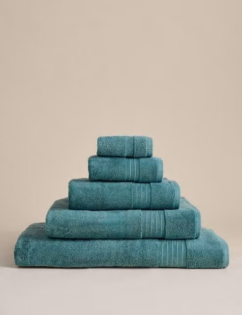 M&S Fluffy Quick-Drying Egyptian Cotton Towel in Turquoise