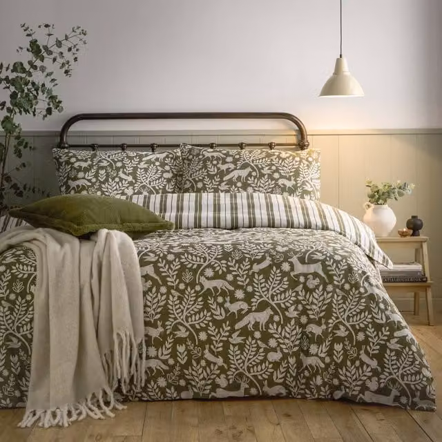 Furn Skandi Woodland Reversible Striped Scandinavian Forest Animals Brushed Cotton Flannelette Duvet Cover Set in Green, W: 200 cm x D: 200 cm