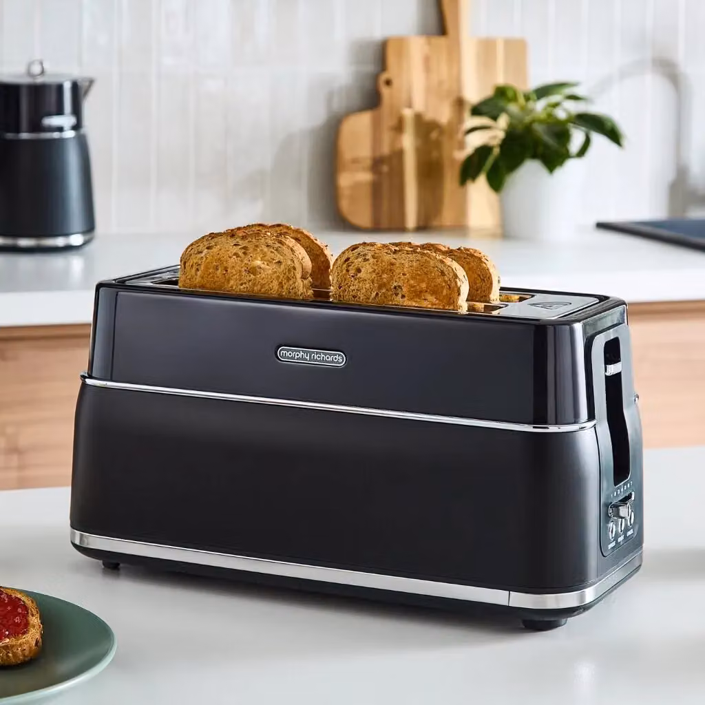 Morphy Richards Signature 4-Slice Toaster in Black – 2