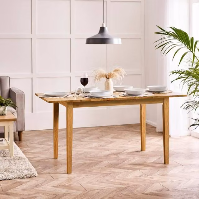 FurnitureboxUK Salcombe Oak Effect Wood Extending 6 Seater Dining Table in Light Brown