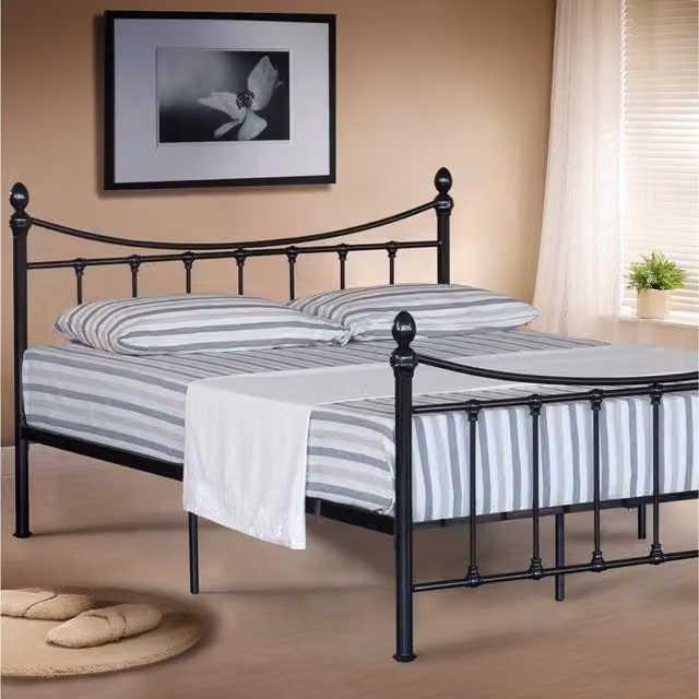 Comfy Living Classic Black Metal Bed with Finials, W: 180 cm, D: 200 cm
