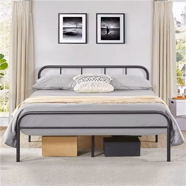 Kelvenix Romantic Metal-Framed Bed in Black, W/D/H: 150 x 200 cm