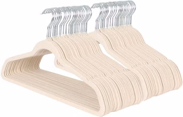 Harbour Housewares Non-Slip Velvet Flocked Hangers with Bar and Notches, White/Beige, Pack of 50