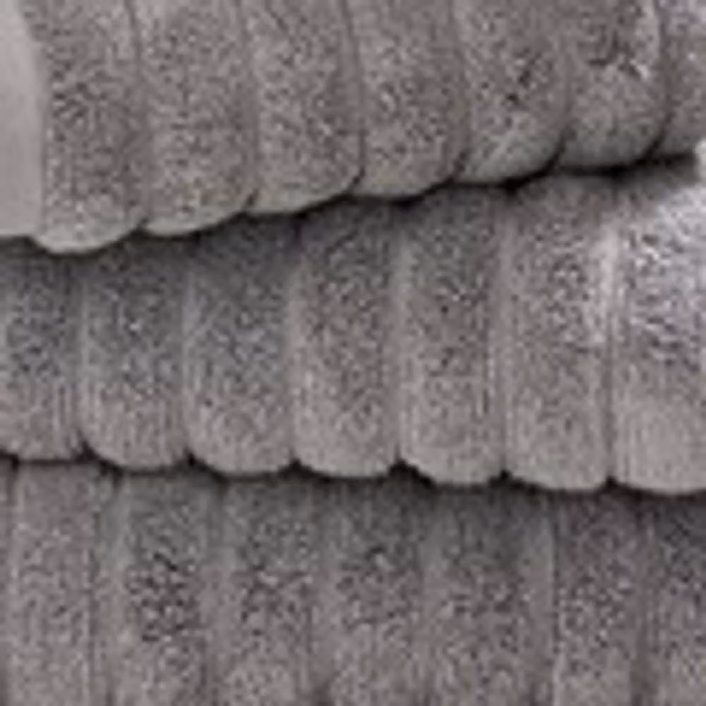 The Lyndon Company Ribbleton Supersoft Cotton Bathroom Towels in Light Grey – 2