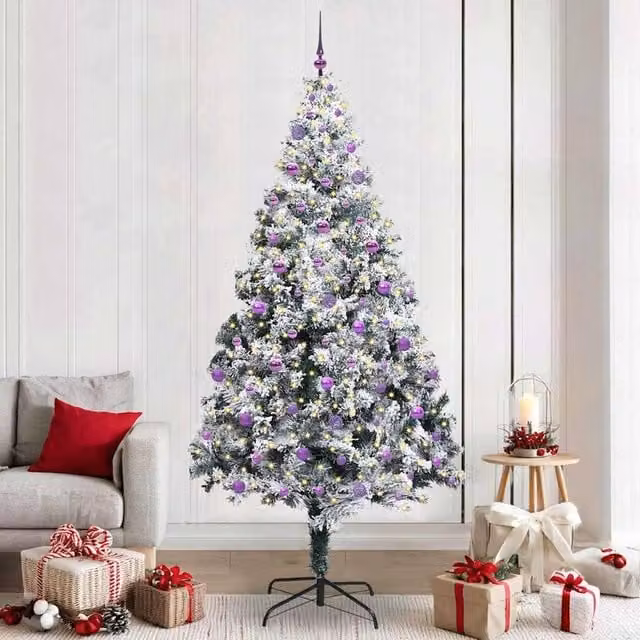 Berkfield Home Artificial Christmas Tree with 300 LEDs in Green, Height: 240 cm