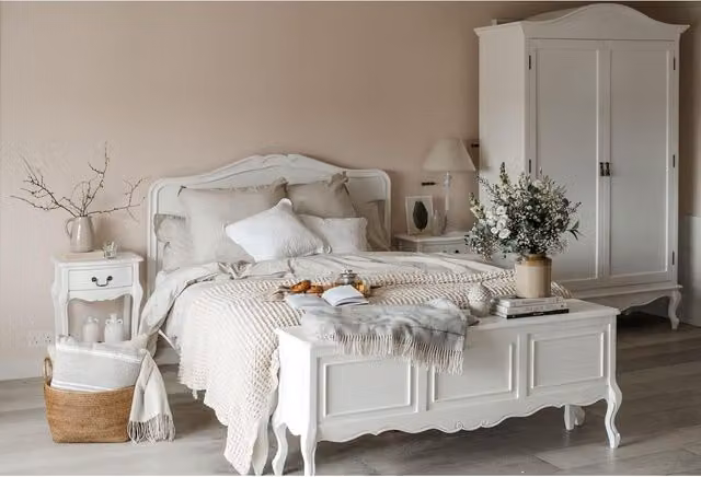 Juliette French Style Superking Bed in White Lacquered Solid Pine Wood
