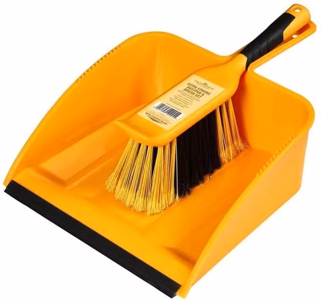 Groundsman Heavy Duty Wall Mountable Dustpan and Brush Set in Yellow – 1