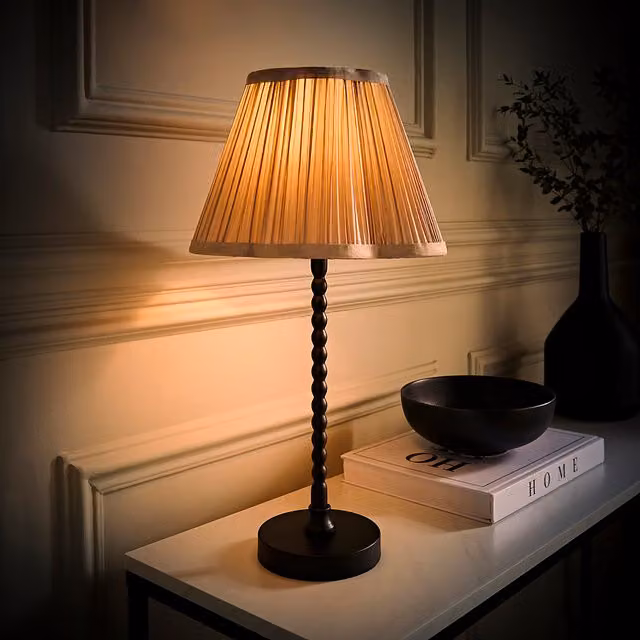 ValueLights Maeve Black Bobble Table Lamp with Scallop Pleated Fabric Shade and LED Bulb in Grey