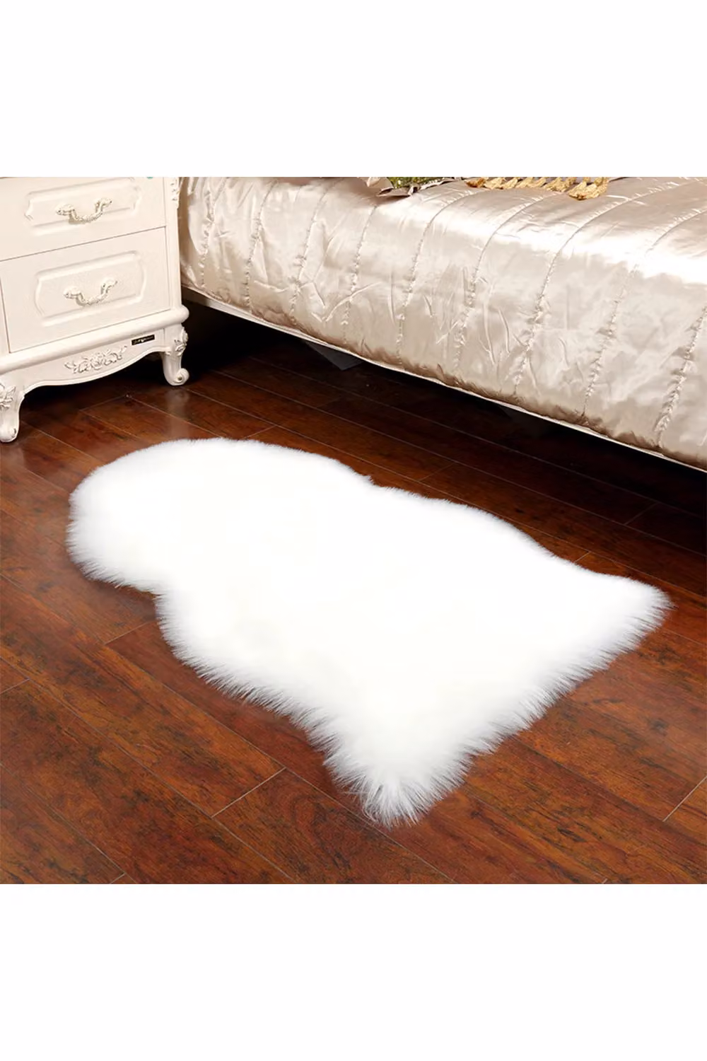 Living and Home Humberto Handmade Shag Cowhide White Rug W: 60 cm, D: 90 cm – 2