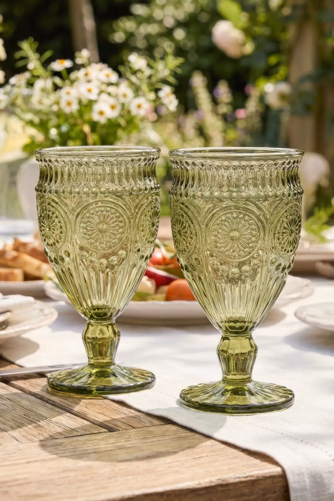 Dibor Set of 4 Palmas Green Embossed Geometric Glass Wine Goblets, 300ml per glass – 3