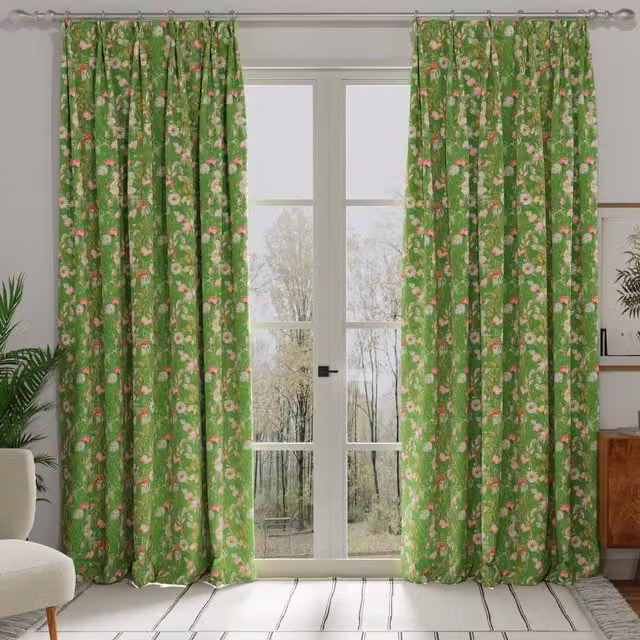 Linda Barker Alda Made to Measure Blackout Floral Cotton Curtain Panel in Green