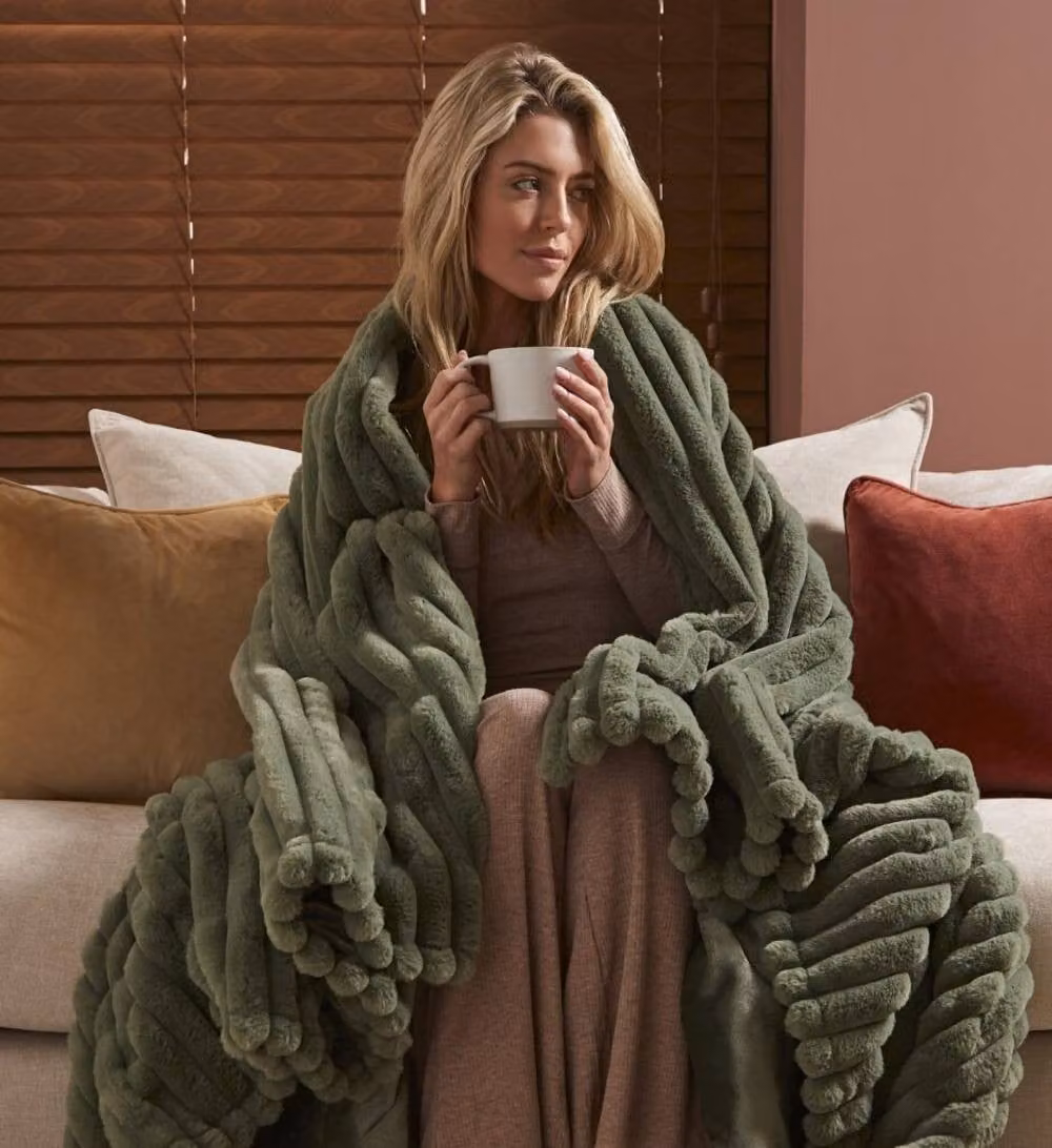 Morphy Richards EverCosy Large Luxury Striped Fleece Electric Heated Throw in Green, Double Size – 2