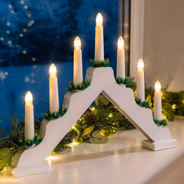 Christow Christmas Candle Bridge Light with 7 LEDs, White and Gold Wooden Tabletop Decoration, Length: 37 cm