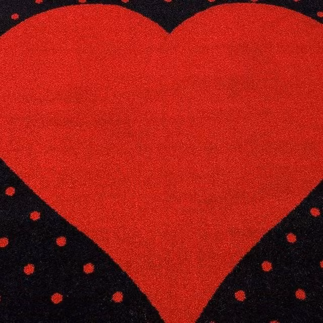 Bravich LTD Kids Circle Heart Rug Bambi in Red, Diameter: 120 cm