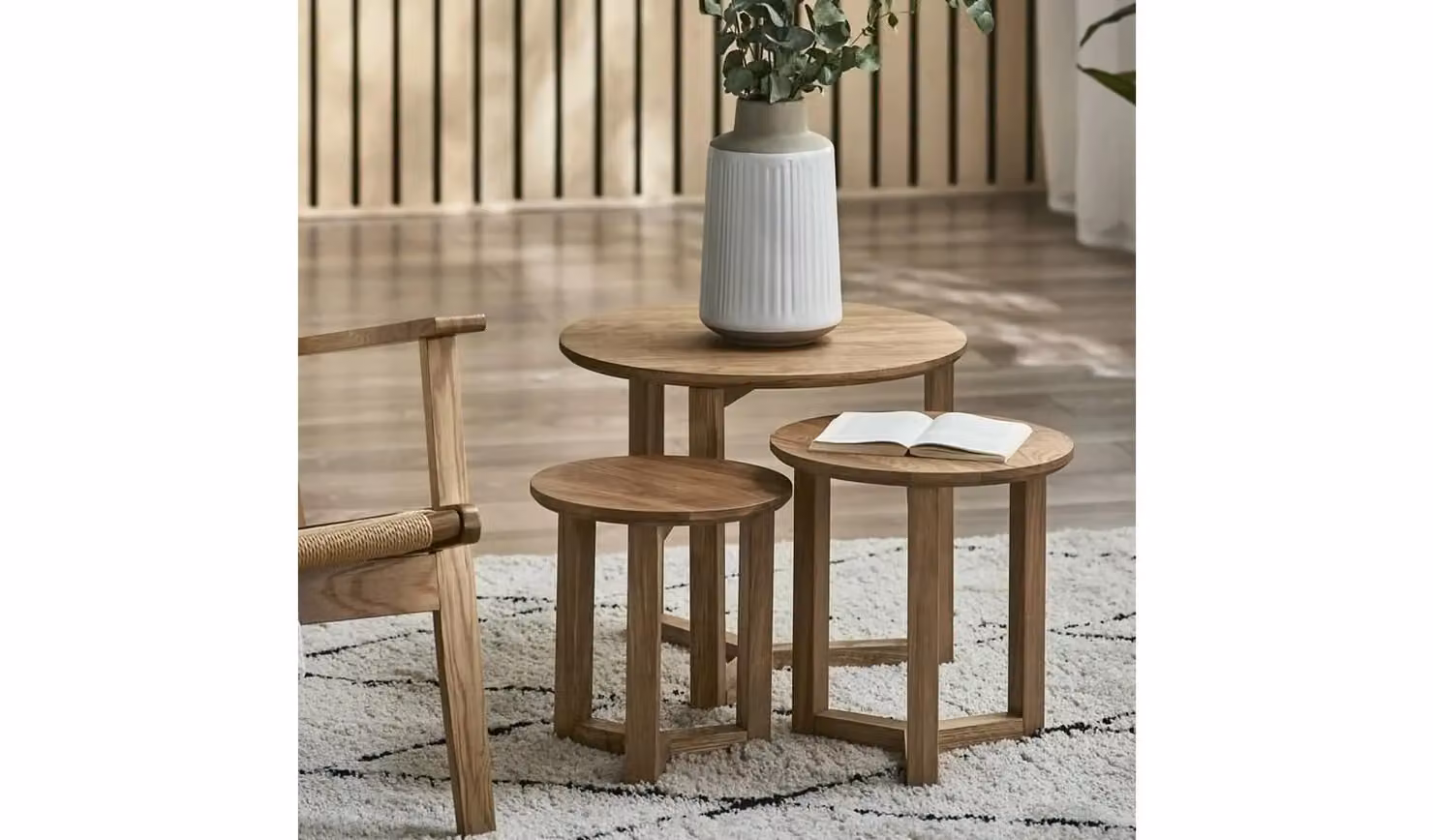 Julian Bowen Nidri Nest of 3 Tables in Oak Brown Wood, W/D/H: 50 x 41.8 x 40.4 cm, 50 x 40.4 x 38.5 cm, 50 x 35 x 30 cm