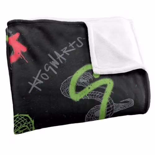 LOGOVISION Harry Potter Graffiti Pattern Fleece Blanket, Multicolour and White, W: 152 cm, D: 127 cm – 2