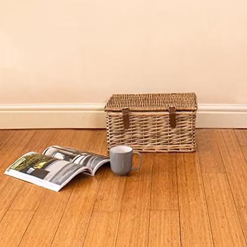 JVL Handmade Small Buff Wicker Hamper with Faux Leather Straps in Beige and Brown, W/D/H: 40.5 x 29.0 x 19.0 cm – 4