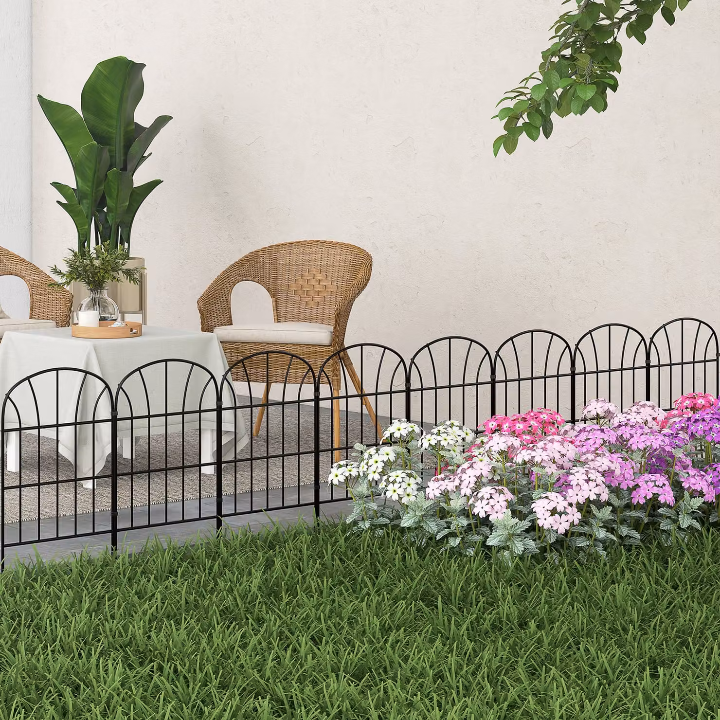 Outsunny Set of 8 Black Powder-Coated Metal Decorative Outdoor Palisade Picket Fence Panels – 2