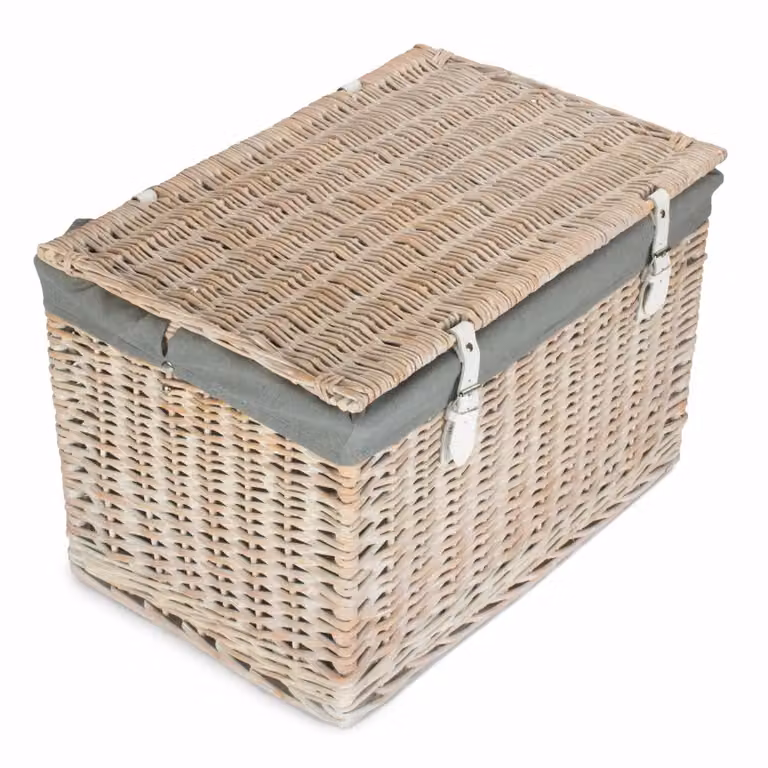 Red Hamper White Wash Chest Picnic Basket with Grey Cotton Lining, W/D/H: 61 x 40 x 40 cm