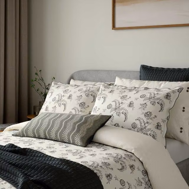 Bedeck of Belfast Ariane Double Duvet Cover Set, Anthracite and White Floral Cotton Percale, W: 140 cm, H: 200 cm