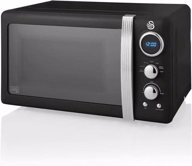 Swan 800W Solo Digital Countertop Microwave in Black