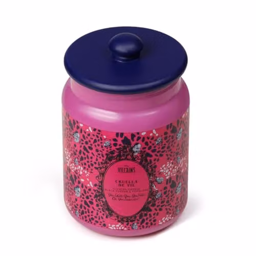 Disney Villains Cruella De Vil Inspired Black Pepper and Foxglove Scented Candle, 430 g – 2