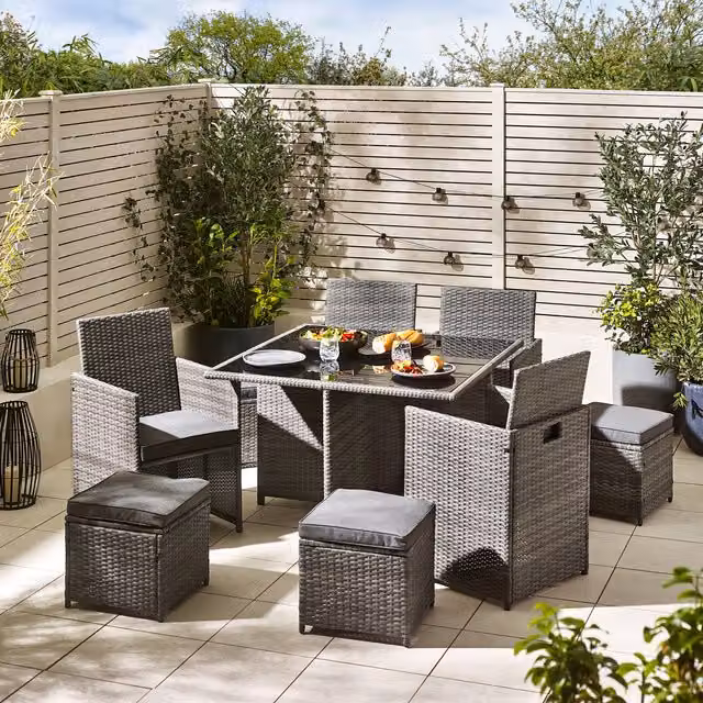 FurnitureboxUK Monaco 8 Seat Rattan Outdoor Garden Dining Set in Grey and Black