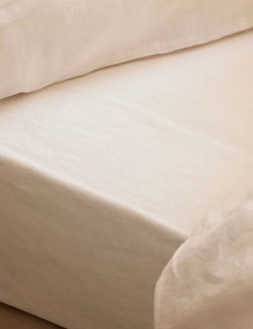 Piglet In Bed Linen Fitted Sheet, Beige, W: 180 cm, D: 200 cm