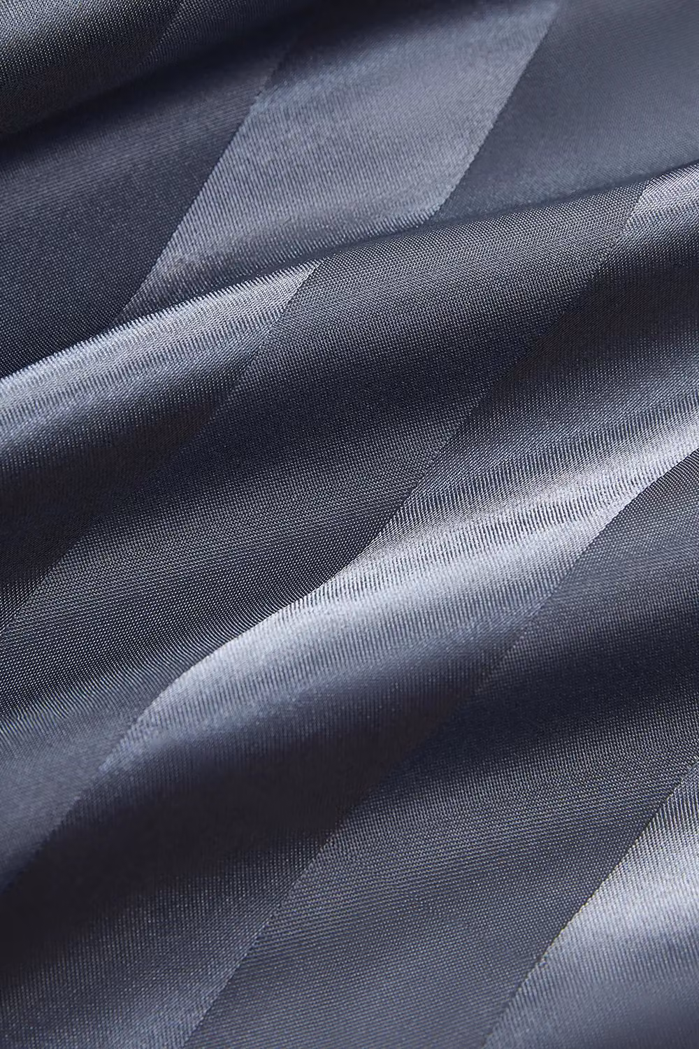 Living and Home Grey Striped Satin Single Duvet Cover and Pillowcase Set, W/D/H: 135 x 200 cm and 50 x 75 cm – 3