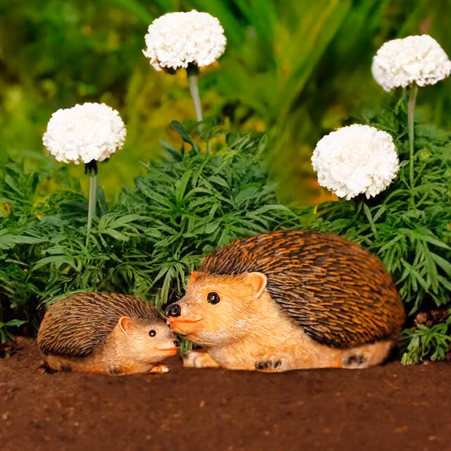 Garden Mile Hedgehog Garden Ornaments Figure Mum and Baby in Brown Resin
