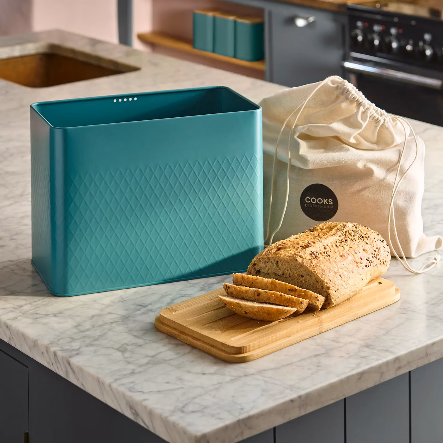Cooks Professional Diamond Pattern Bread Bin with Linen Bag and Bamboo Cutting Board Lid in Petrol Blue – 3