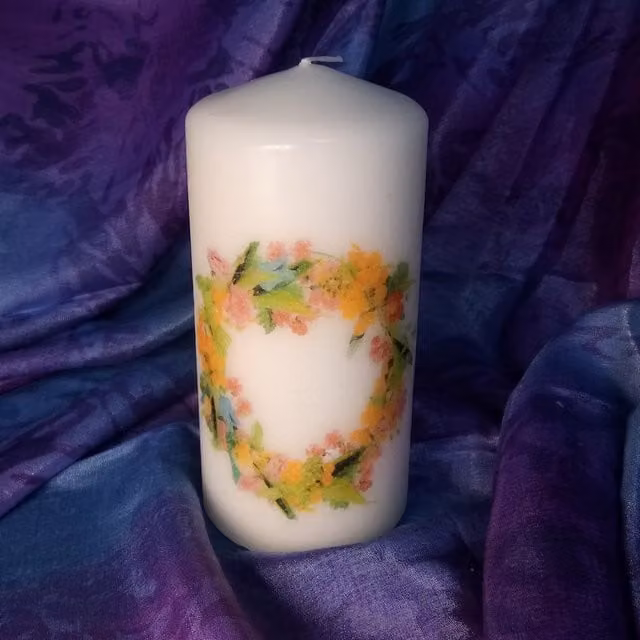 Viki Spring Pillar Candle in White with Spring Wreath Design