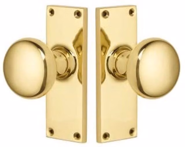 Golden Grace Brass Latch in Gold