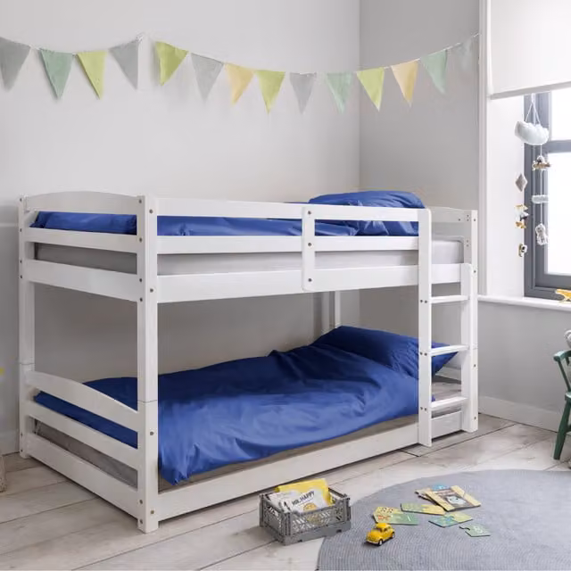 Noa and Nani Mimi Shorty Low Bunk Bed in Classic White, Splits into Toddler and Day Bed