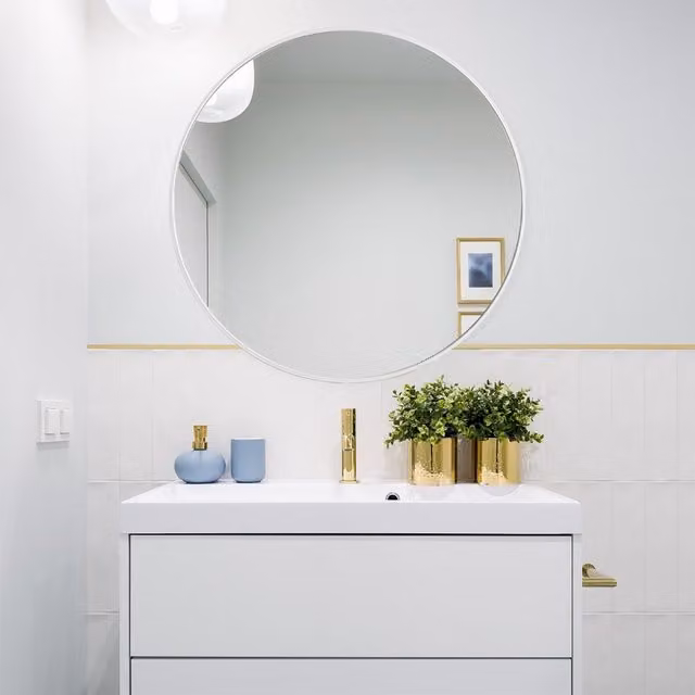 Livingandhome Nordic Round Hanging Wall Makeup Mirror in White, Diameter: 50 cm