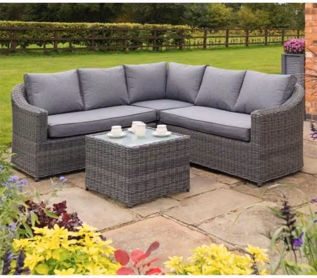 Cheshire 5 Seater Mid Grey Polyrattan L-Shape Corner Garden Lounge Set with Fabric Cushions – 1