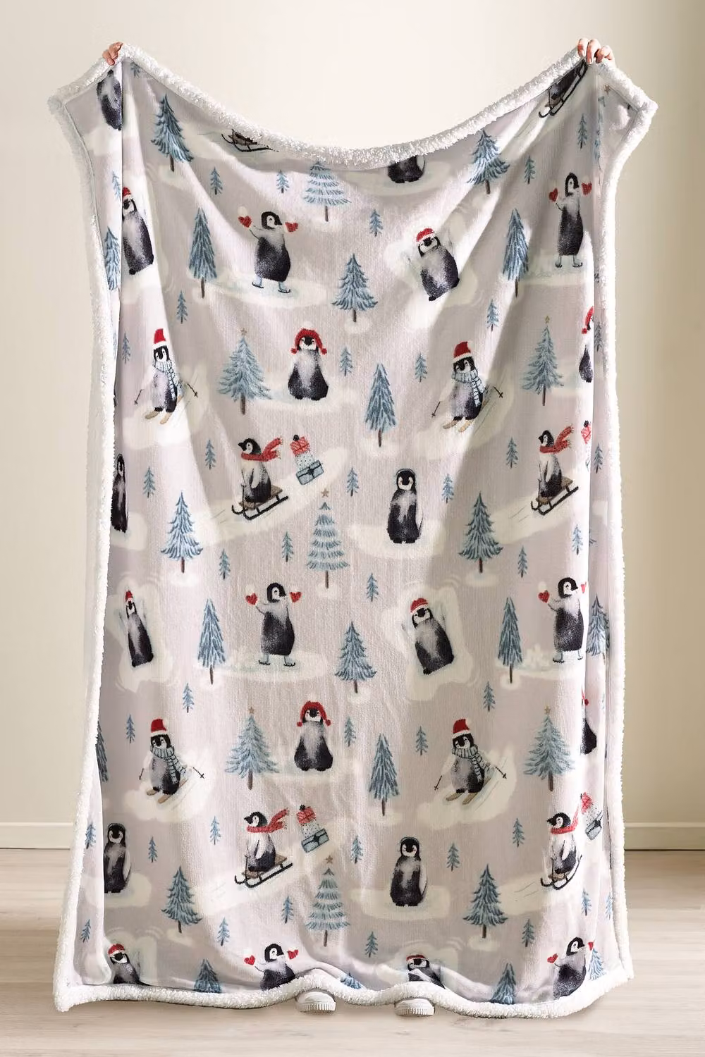 Catherine Lansfield Christmas Sherpa Penguins Cosy Fluffy Blanket Throw in Natural Beige, W: 130 cm, L: 170 cm – 2